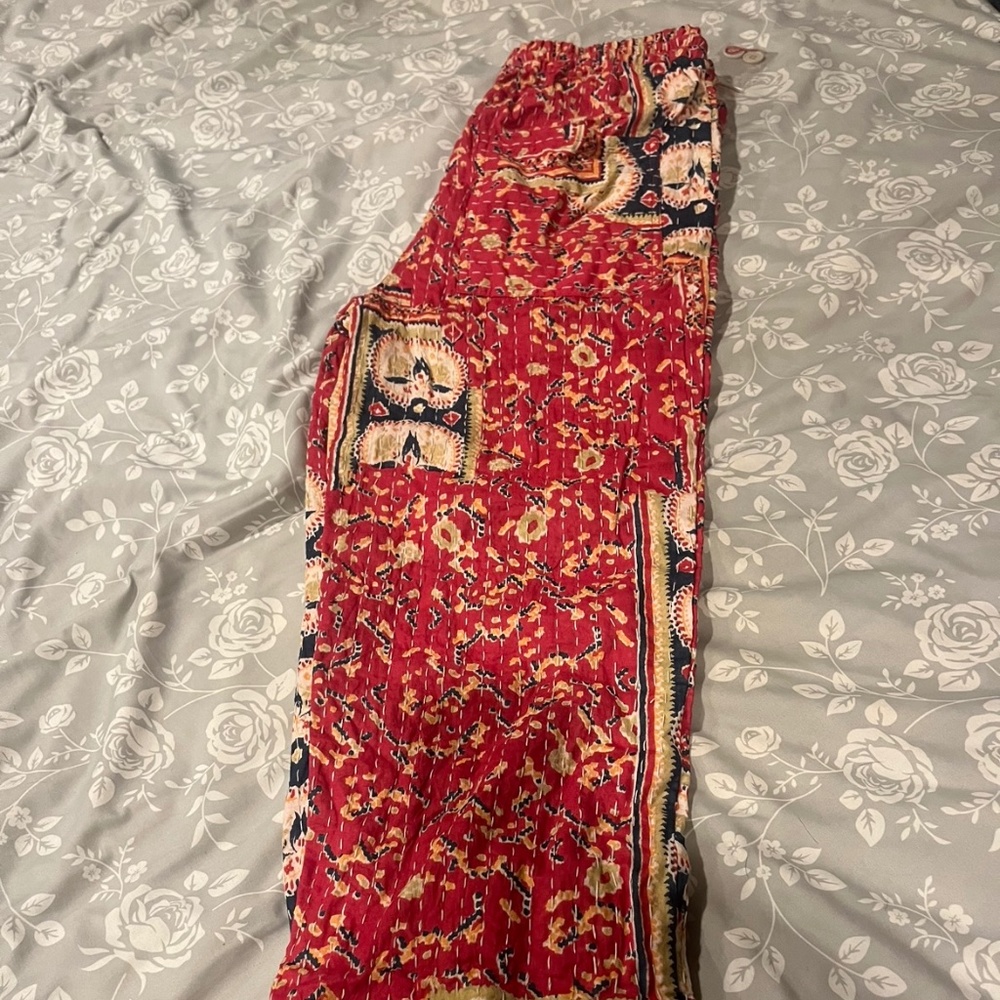 Free people padded pants new without tag but with spare button bag